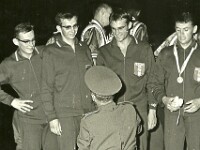 1965, Salonique. Relai 4x400m : Poirier, Behm, Martin, Letard.